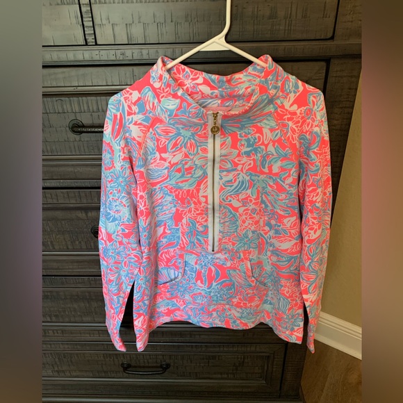 Lilly Pulitzer Tops - 🌸EUC🌸LILLY PULITZER POPOVER🌸